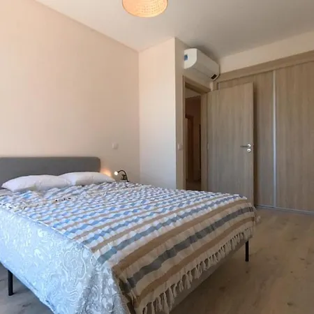 Apartment Elite 8a